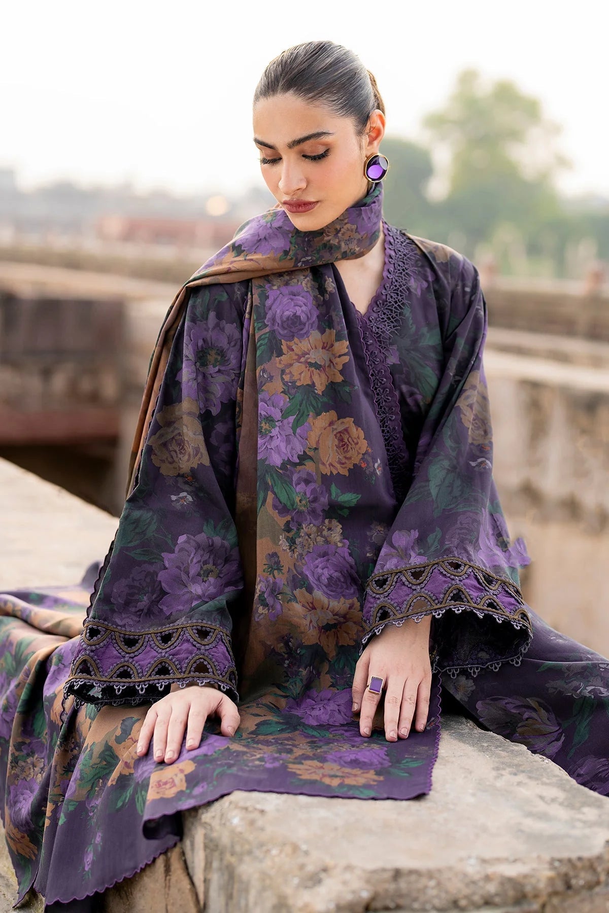 03-Piece Embroiderd Lawn Suit With Elegant Digital Printed Chiffon Dupatta