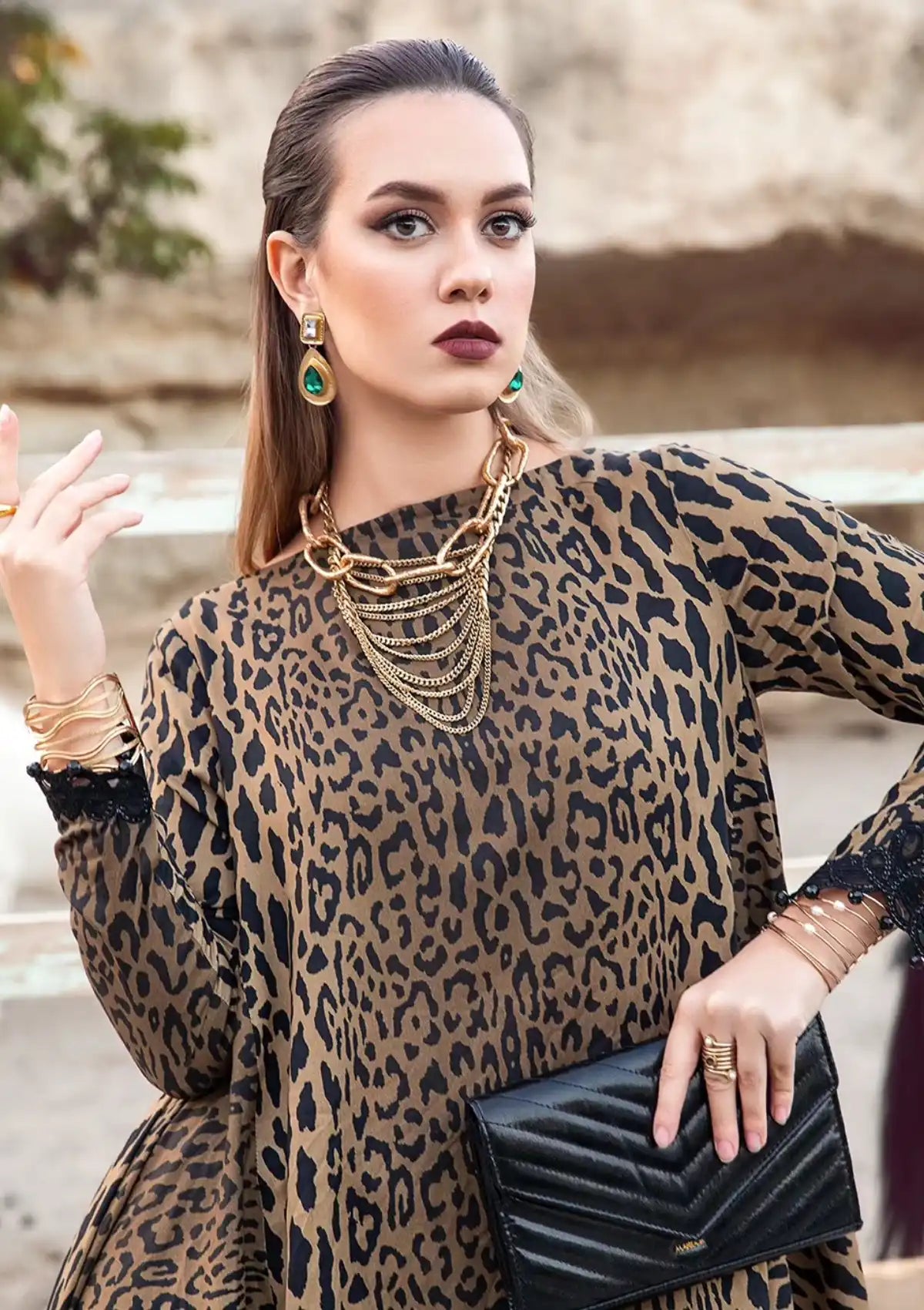 03-Piece Digital Printed Lawn Suit - Ready To Wear