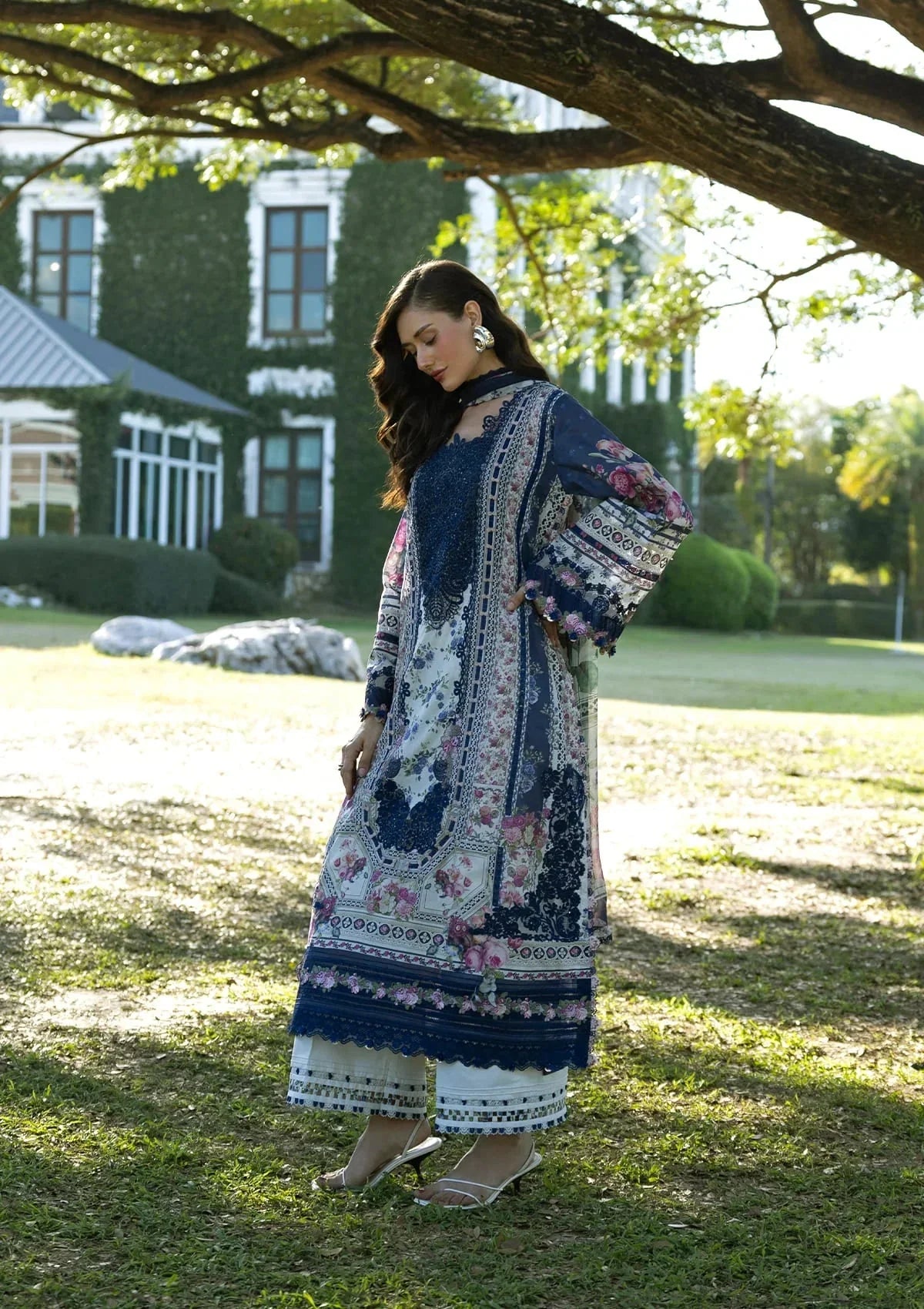03-Piece Printed Lawn Suit With Chiffon Dupatta | Ready To Wear