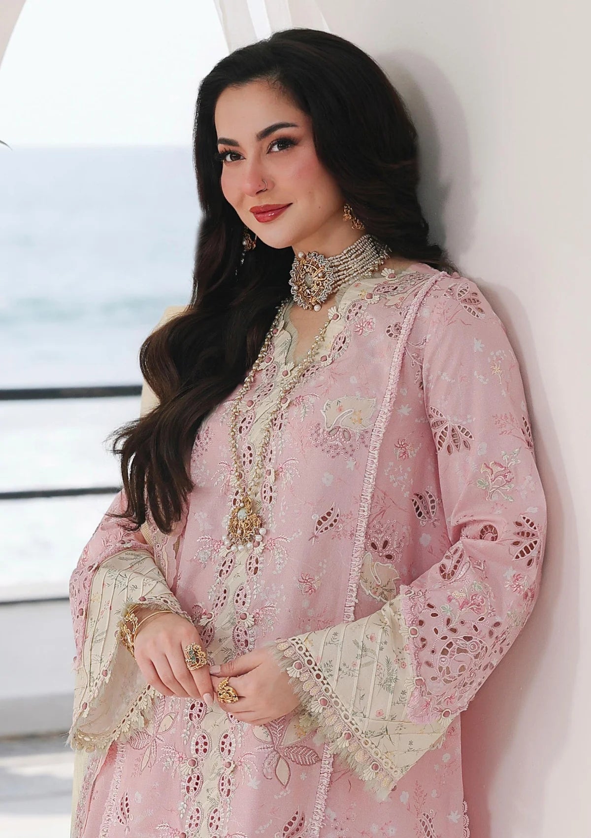 03-Piece Embroidered Lawn Suit WIth Jacquard Dupatta | Ready To Wear