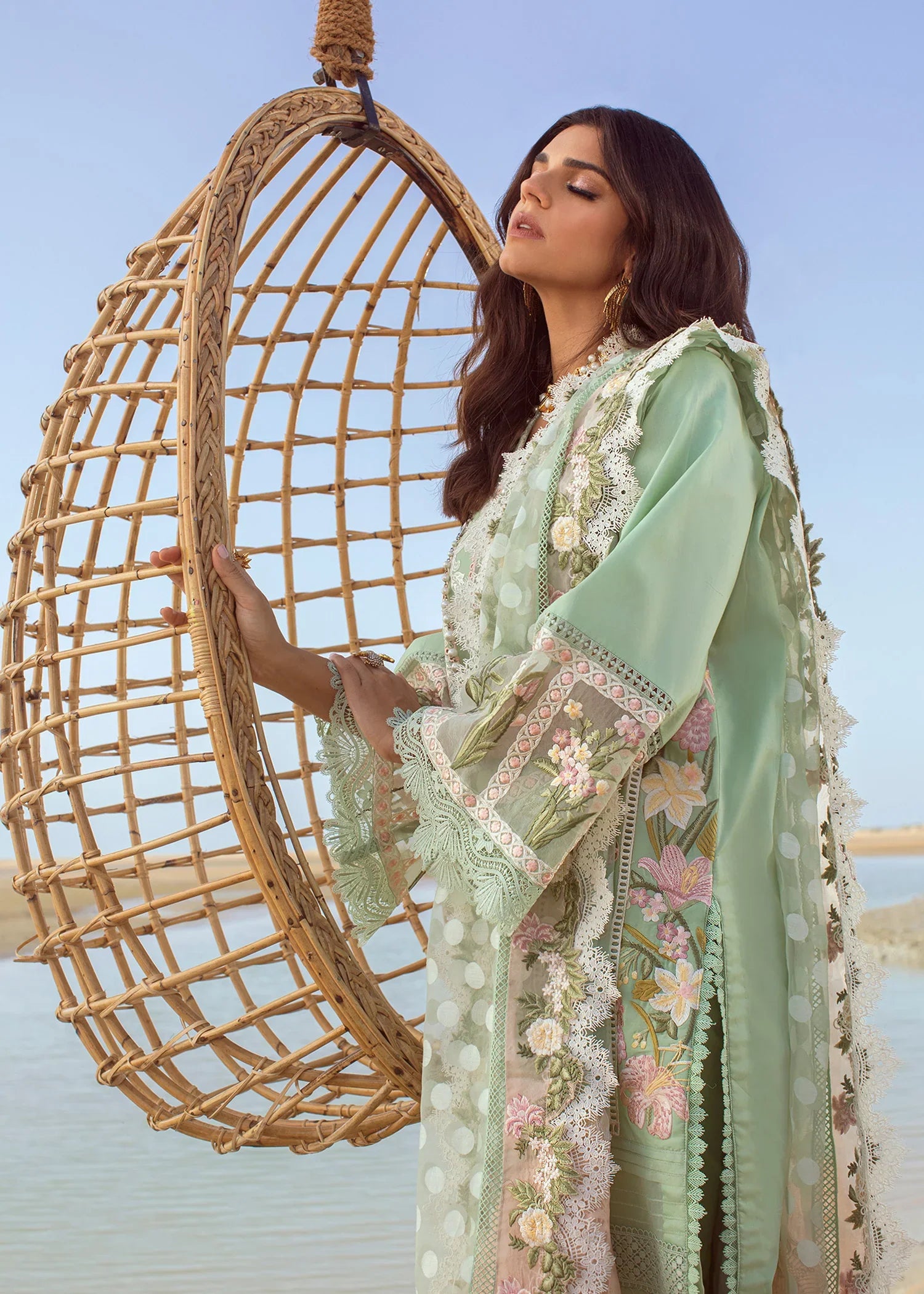 Crimson Embroidered Cotton Lawn 3Pc Suit Serendipity