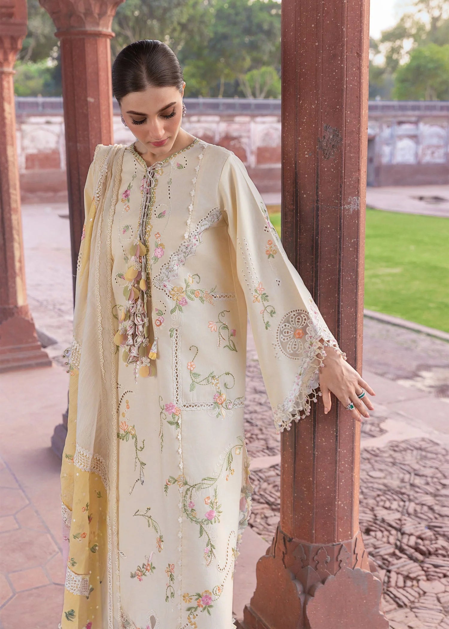03-Piece Chikankari Embroidered Lawn Suit With Net Dupatta | Ready To Wear