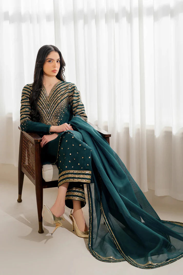 Emerald Majesty: Gold Zari Embroidered Kurta Set | Ready To Wear