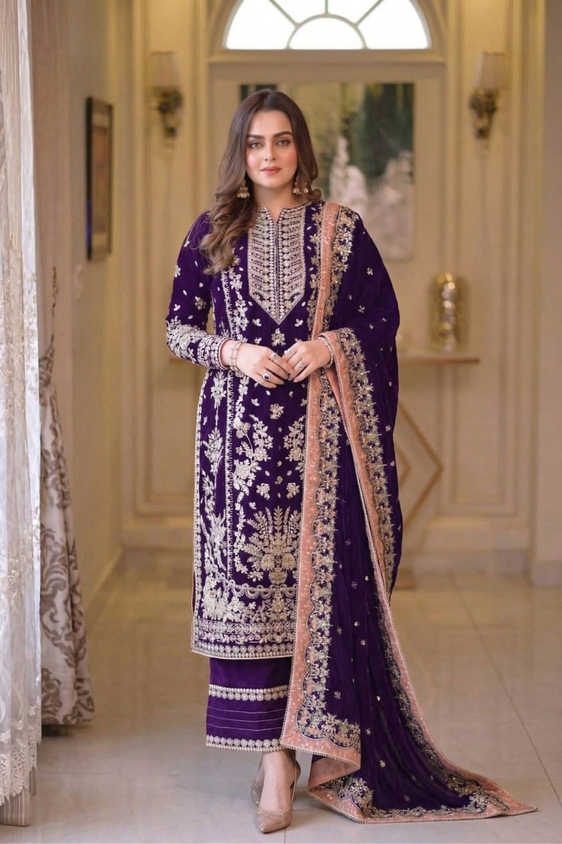 03-Piece Chiffon Suit With Embroidery | Ready To Wear