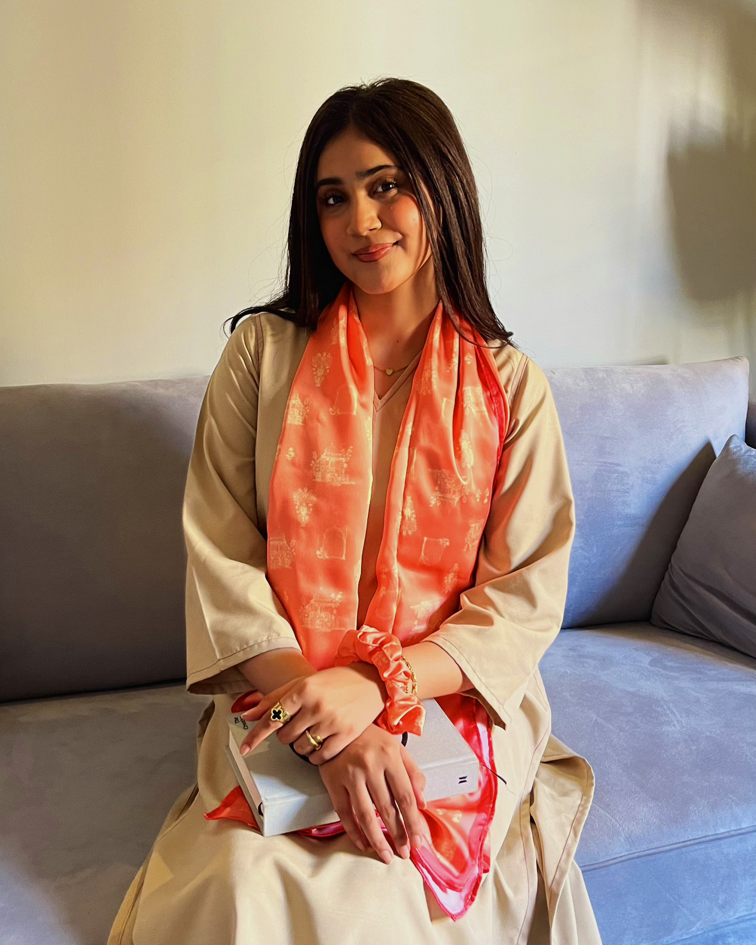 The Mughal Scarf