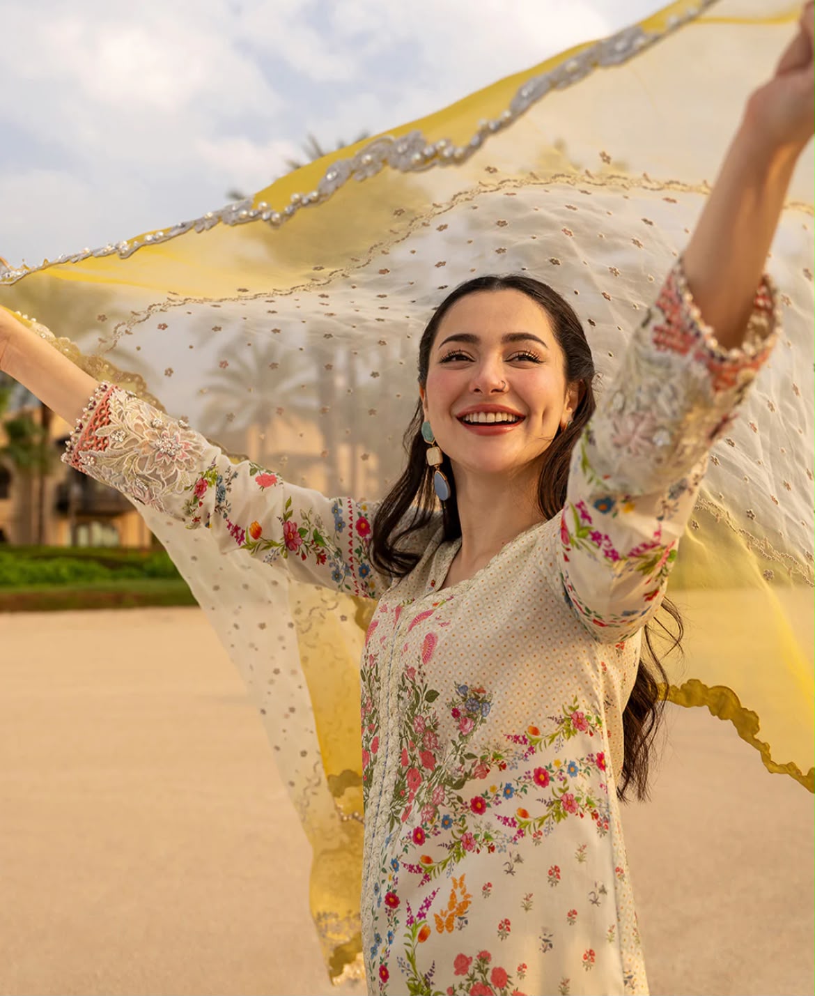 03-Piece Printed Lawn Suit With Organza Dupatta | Ready To Wear