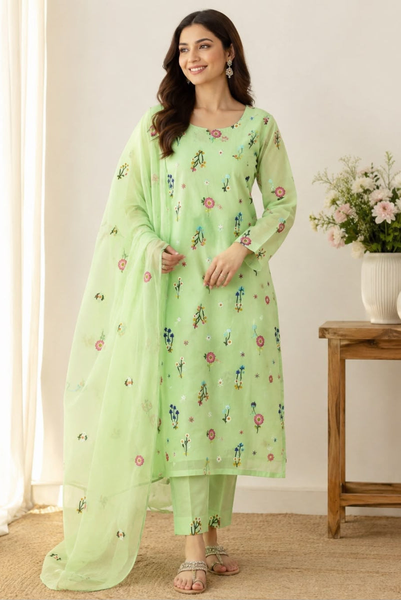 03-Piece Embroidered Lawn Suit With Chiffon Dupatta | Ready To Wear
