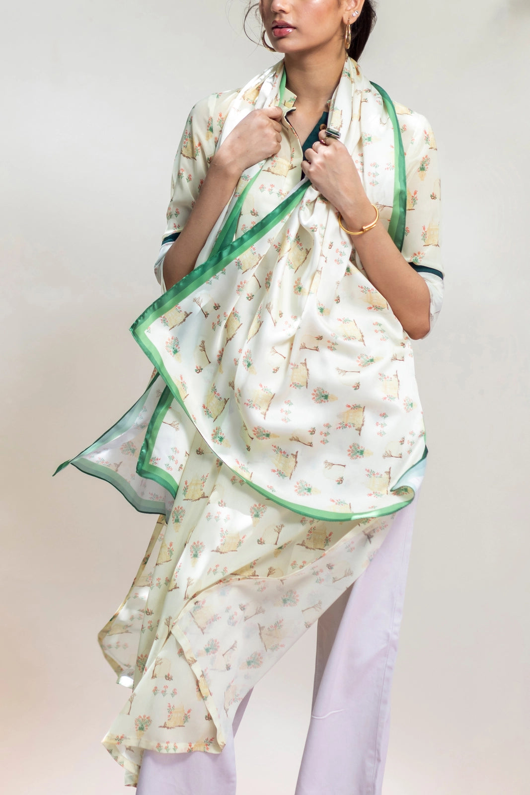 The Mughal Scarf